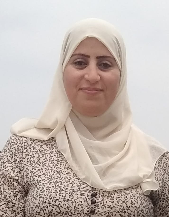 مس / فاطمة حفني 